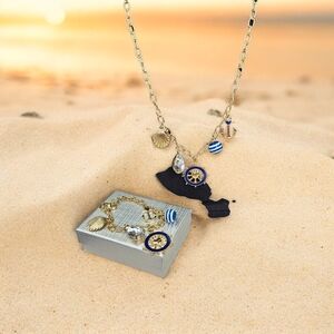 Avon 'Smooth Sailing' Nautical Theme Necklace Bracelet Set